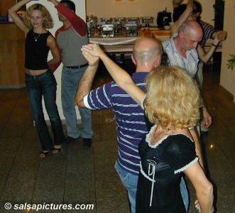 Salsa im China-Restaurant Hong Fu, Eupen, Belgien