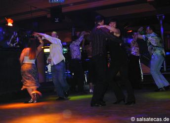 Salsa in der Disco Zwei Linden (anklicken zum Vergrern, mit ALT+F4 wieder schliessen)