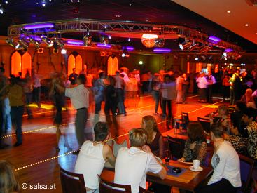 Salsa in der Tanzschule Siebenhner, Hagen (anklicken zum Vergrern, mit ALT+F4 wieder schliessen)